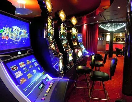 Onlinekasino med bordsspel och slots